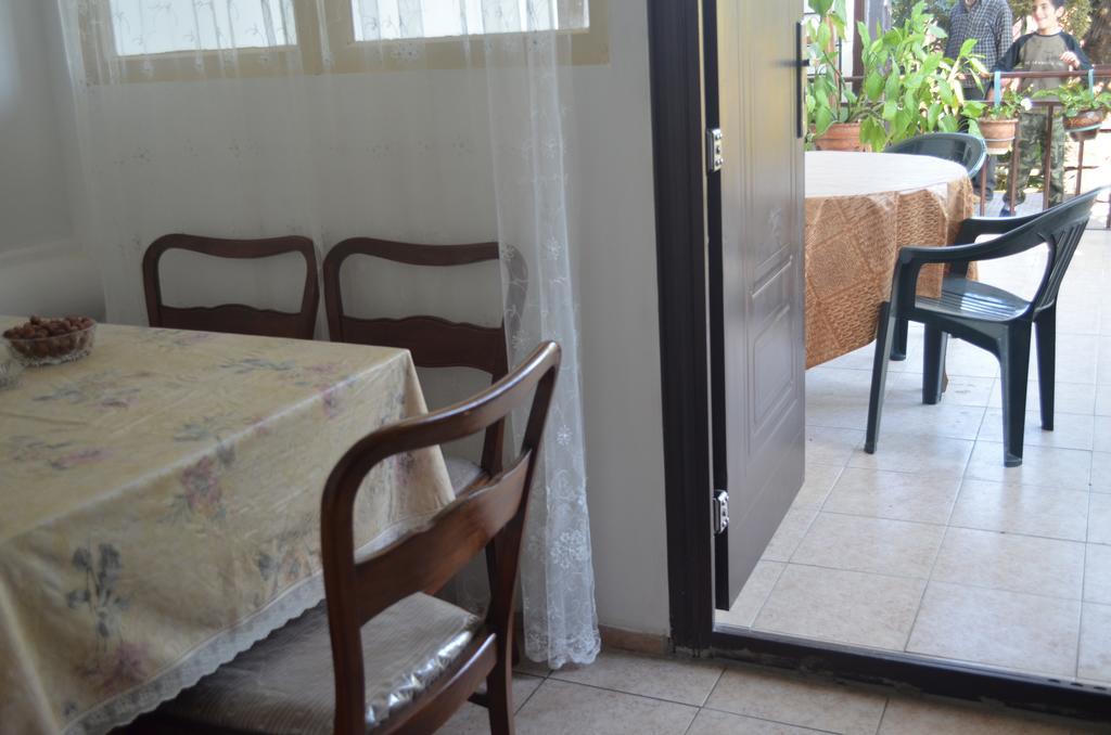 טביליסי Alex'S Cosy Guesthouse מראה חיצוני תמונה