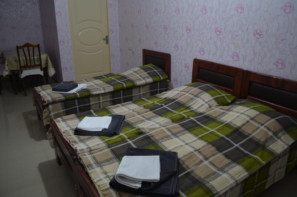 טביליסי Alex'S Cosy Guesthouse חדר תמונה