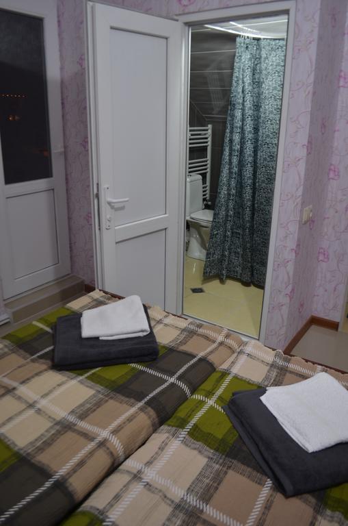 טביליסי Alex'S Cosy Guesthouse חדר תמונה