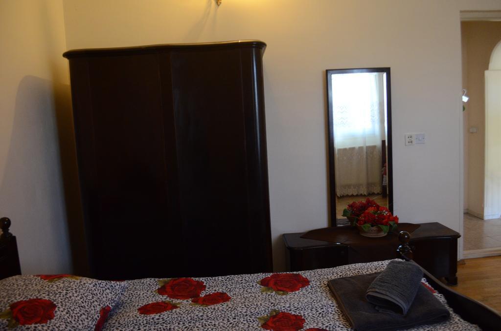 טביליסי Alex'S Cosy Guesthouse מראה חיצוני תמונה