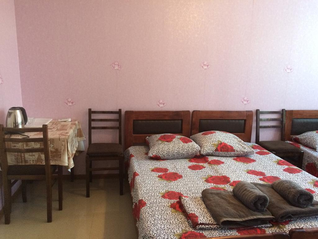 טביליסי Alex'S Cosy Guesthouse מראה חיצוני תמונה