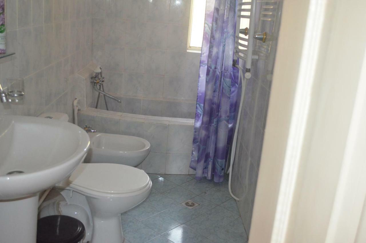 טביליסי Alex'S Cosy Guesthouse מראה חיצוני תמונה