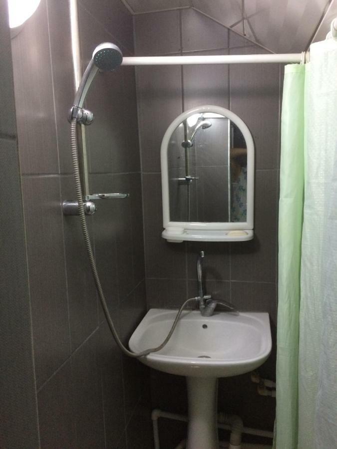 טביליסי Alex'S Cosy Guesthouse מראה חיצוני תמונה